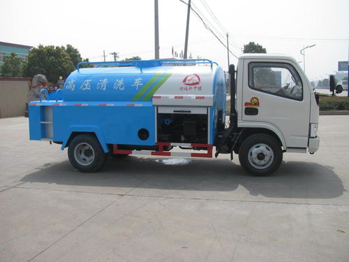 寧波鎮(zhèn)海灑水車與疏通車出租價(jià)格行情分析